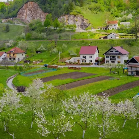 Tatil Evi Lino *